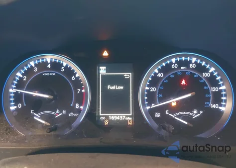 2018 Toyota Highlander Xle z USA, uszkodzony, nr VIN 5TDJZRFHXJS543558